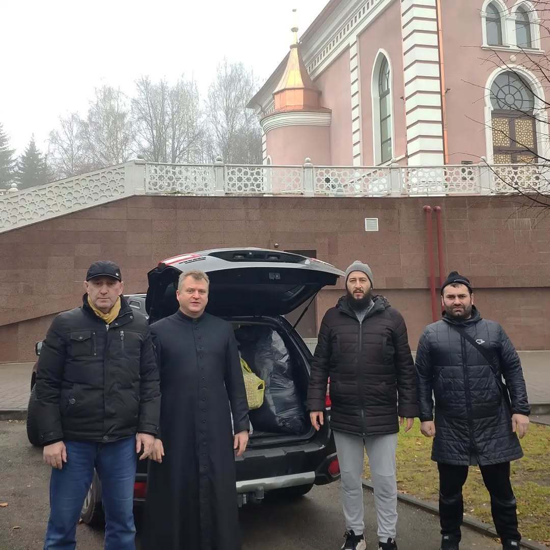 В Минскую Соборную мечеть поступила помощь для беженцев от представителей Римско-католической церкви в Республике Беларусь